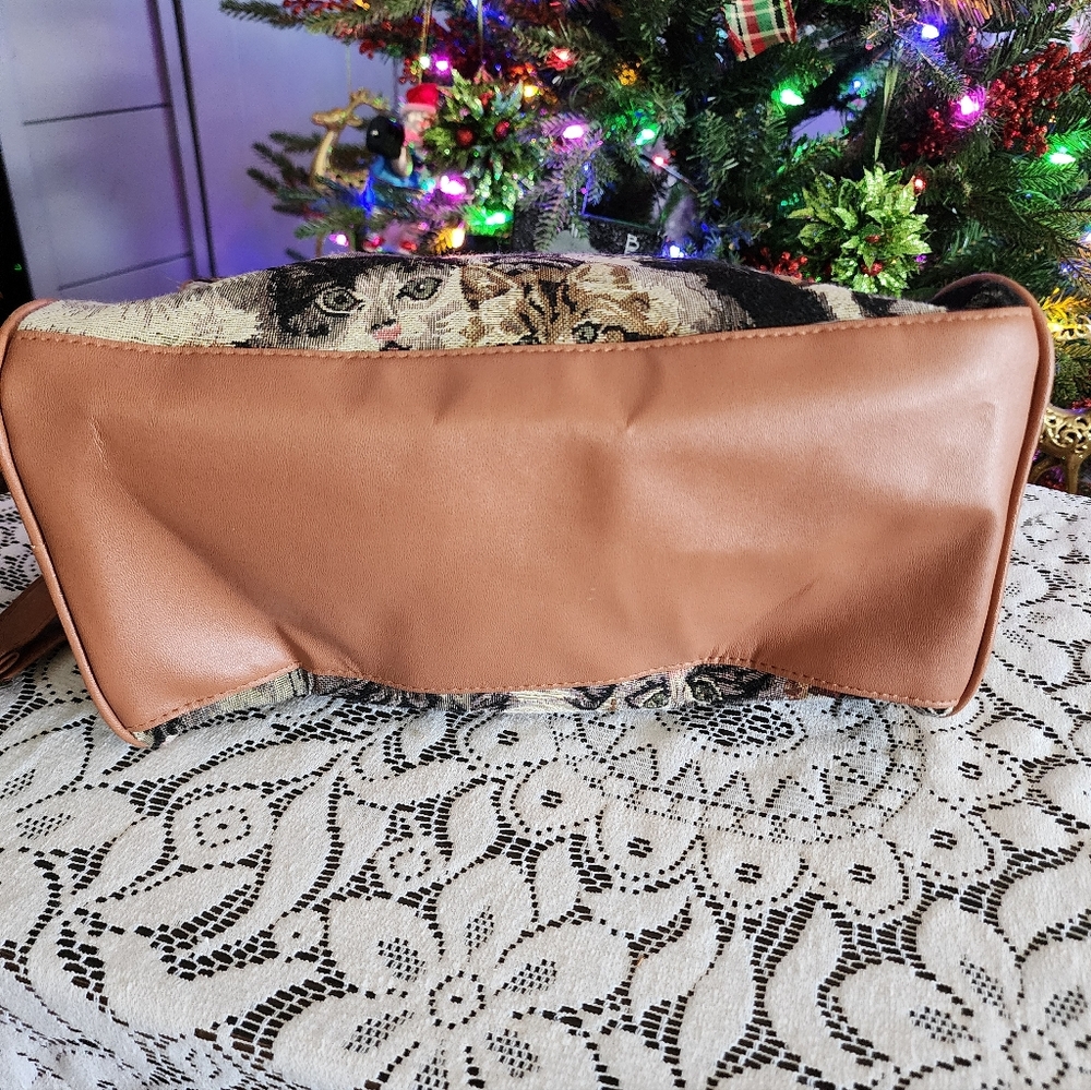 Cat Tapestry Shoulder Bag - Picture 5 of 10